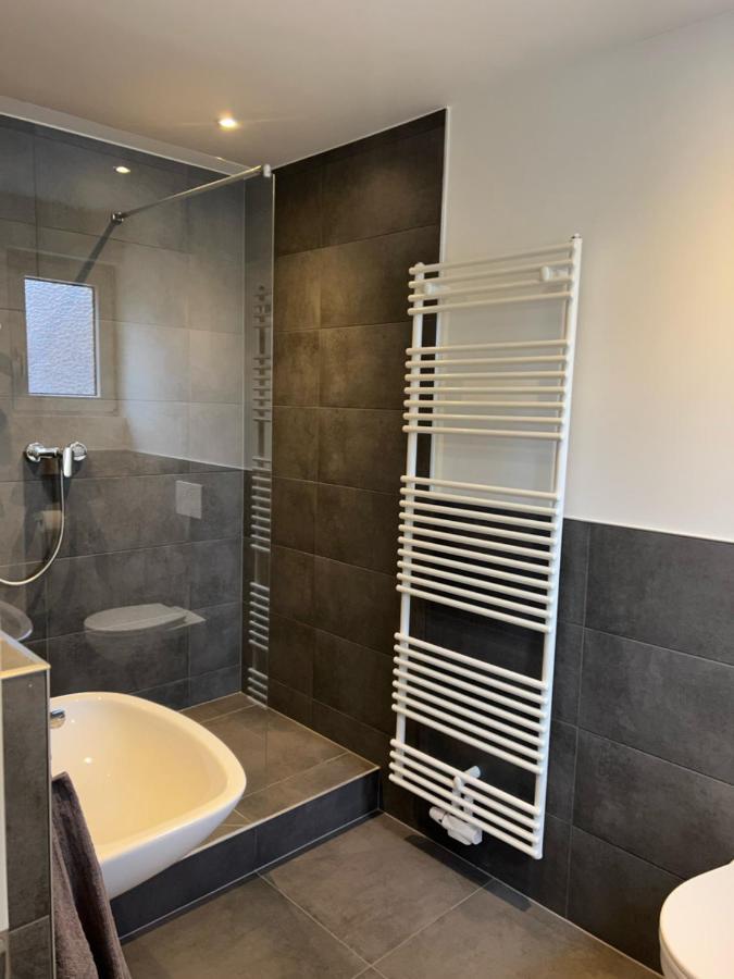 Wohlfuehlapartment Braunschweig Bergisch Gladbach Bagian luar foto